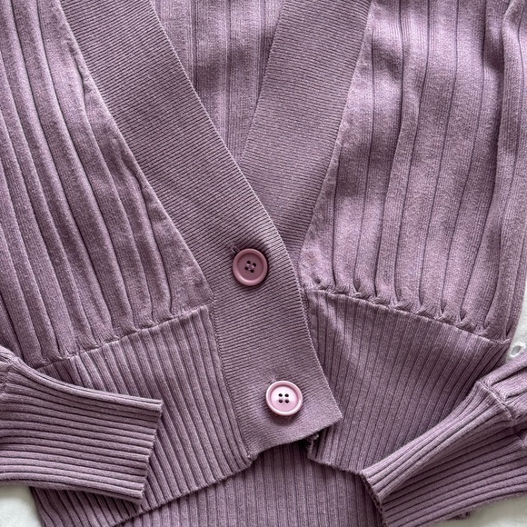 Knit Cardigan (Size M) - Picture 2 of 6